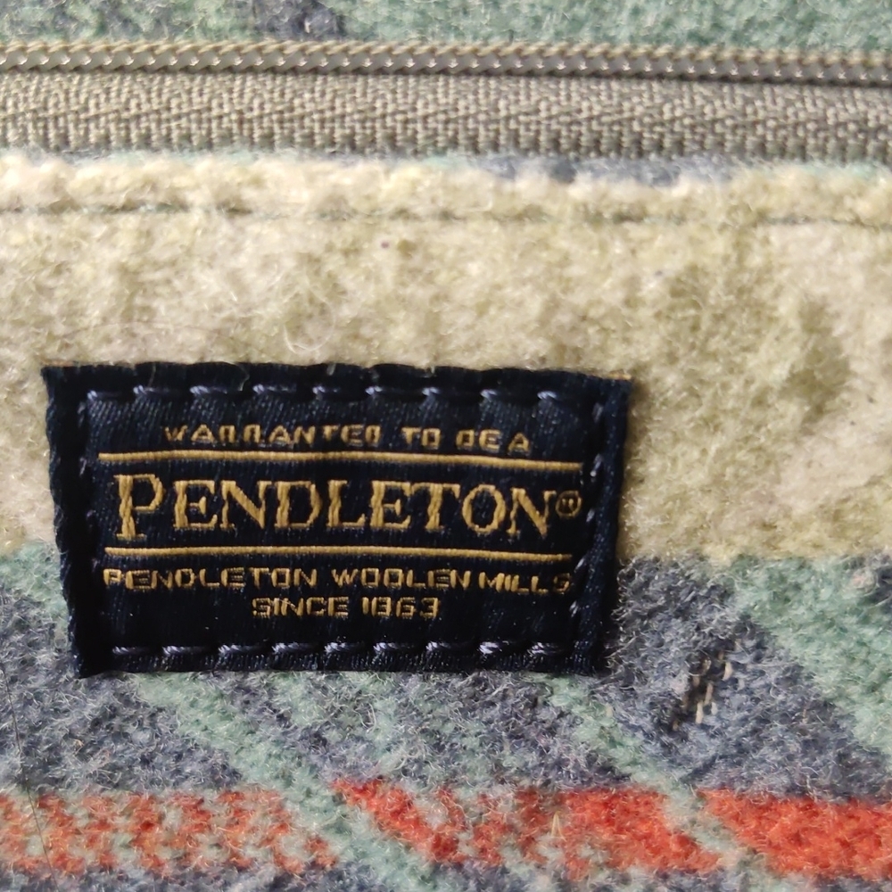 Pendleton Multicolor Crossbody Bag - Picture 3 of 14